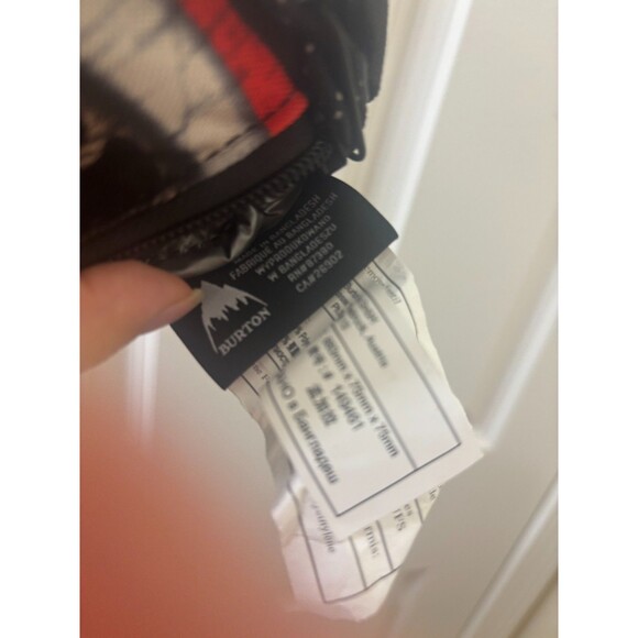 Burton Over the Shoulder Beer Holder Cooler 5 cans Picasso style face print - Picture 8 of 13